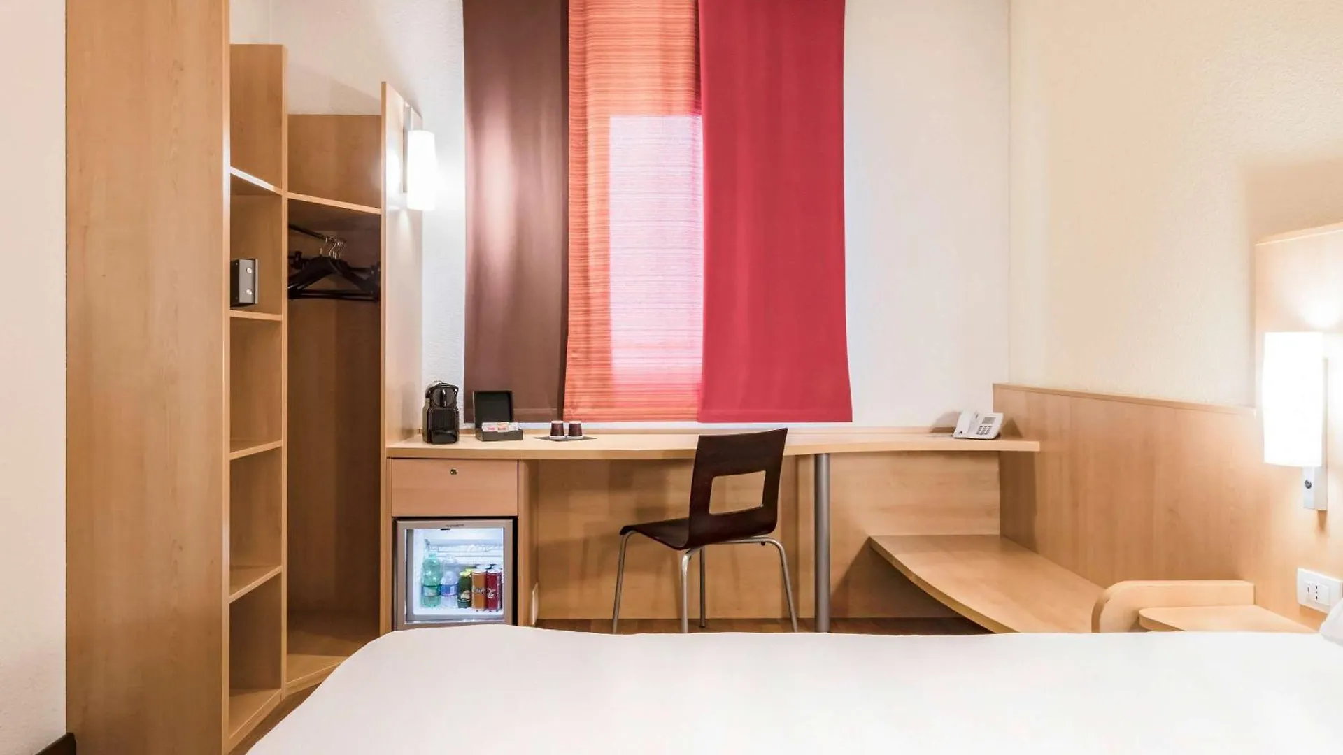 Hotel Ibis Milano Malpensa Cardano Al Campo