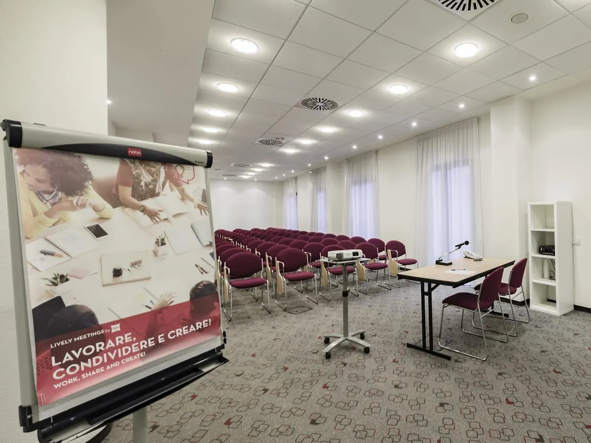 Hotel Ibis Milano Malpensa Cardano Al Campo